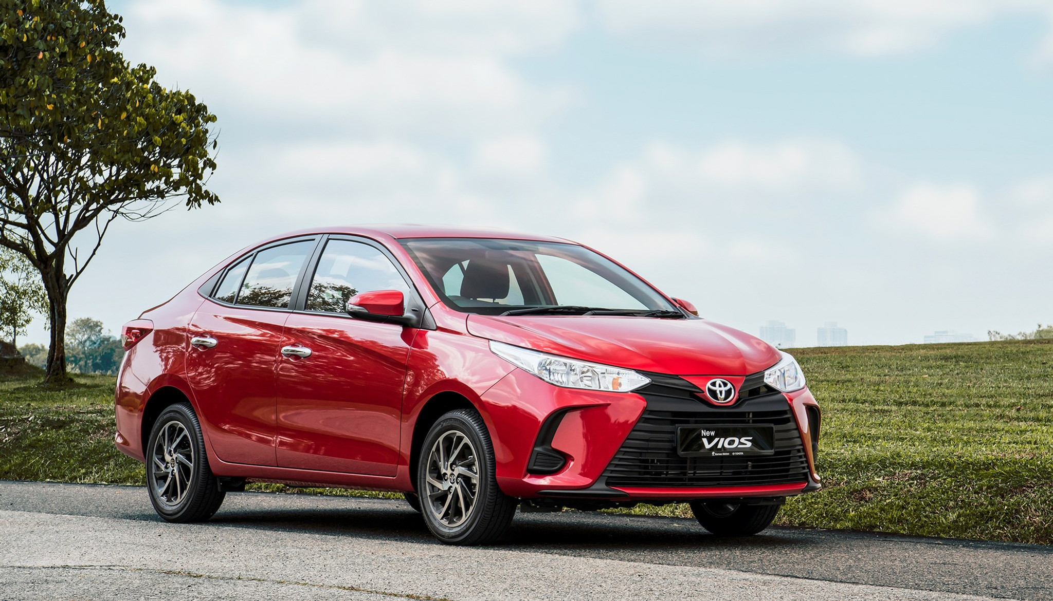 Toyota Vios 2022 ra mắt trang bị nhiều tiện ích nổi bật