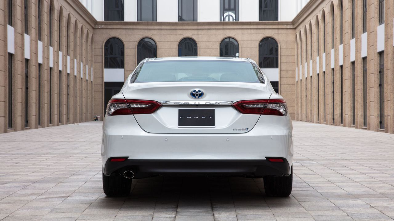 aeb301_4ee06b78de544bbda3150428ba74cfe5mv2-1 ree