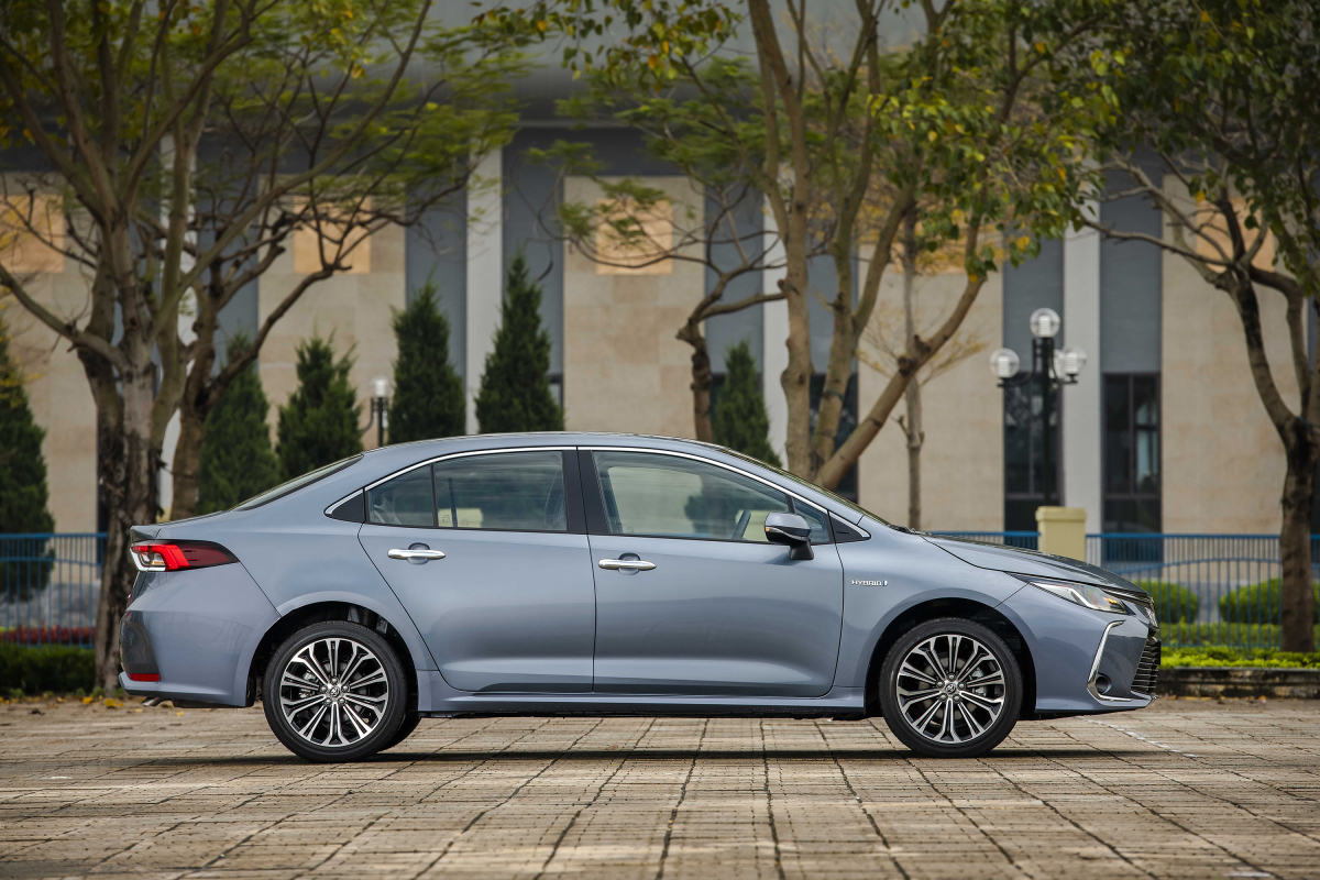 aeb301_f2bee1784b9243fa916d620c8c94170bmv2-2 Toyota-Corolla-Altis-2023