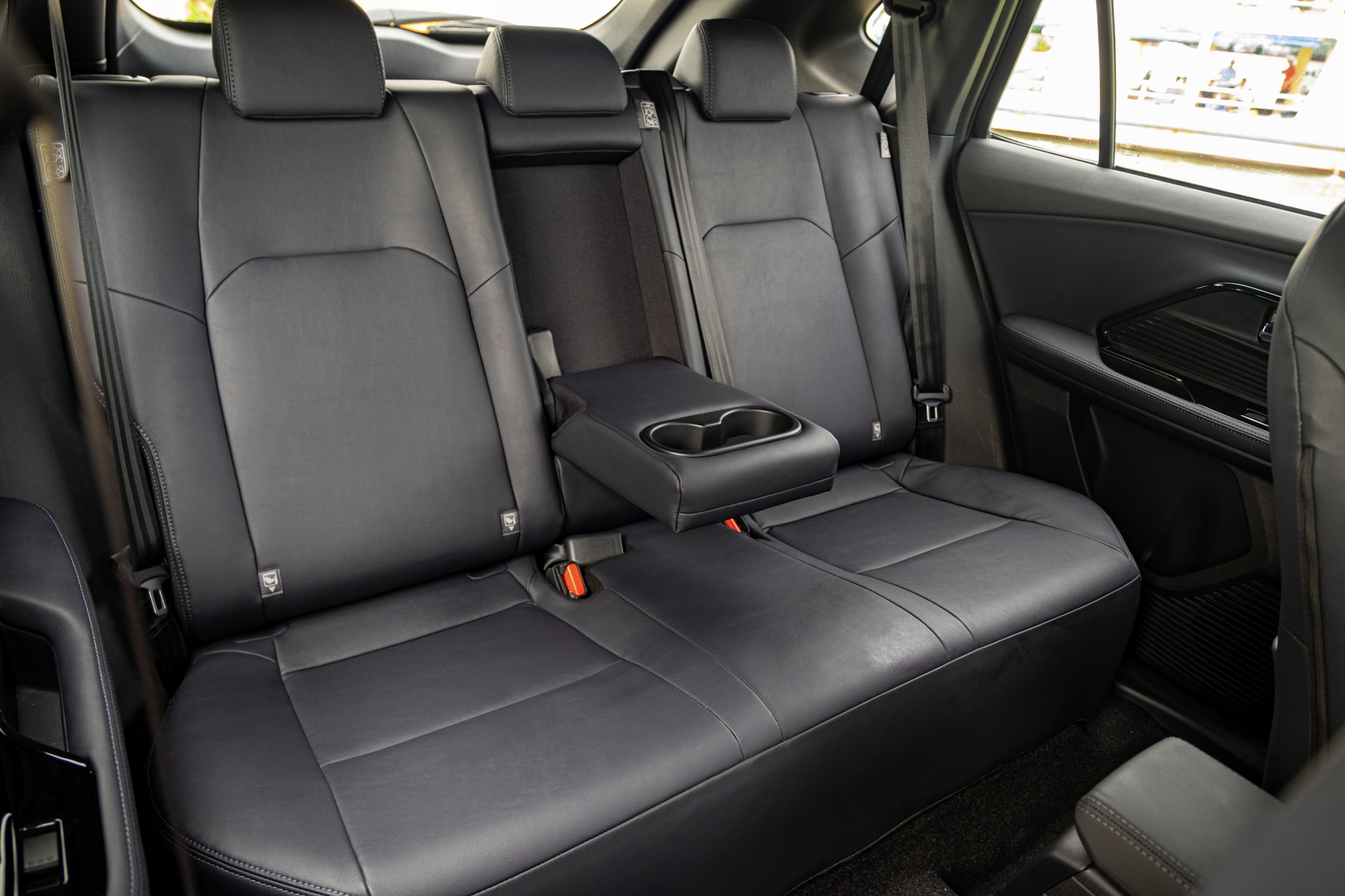 Ghế ngồi phía sau