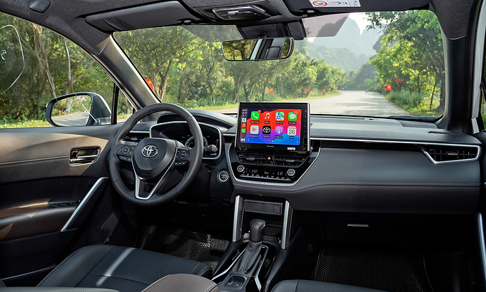 Công nghệ giải trí và bảng điều khiển trên xe Toyota Corolla Cross Hybrid 2026