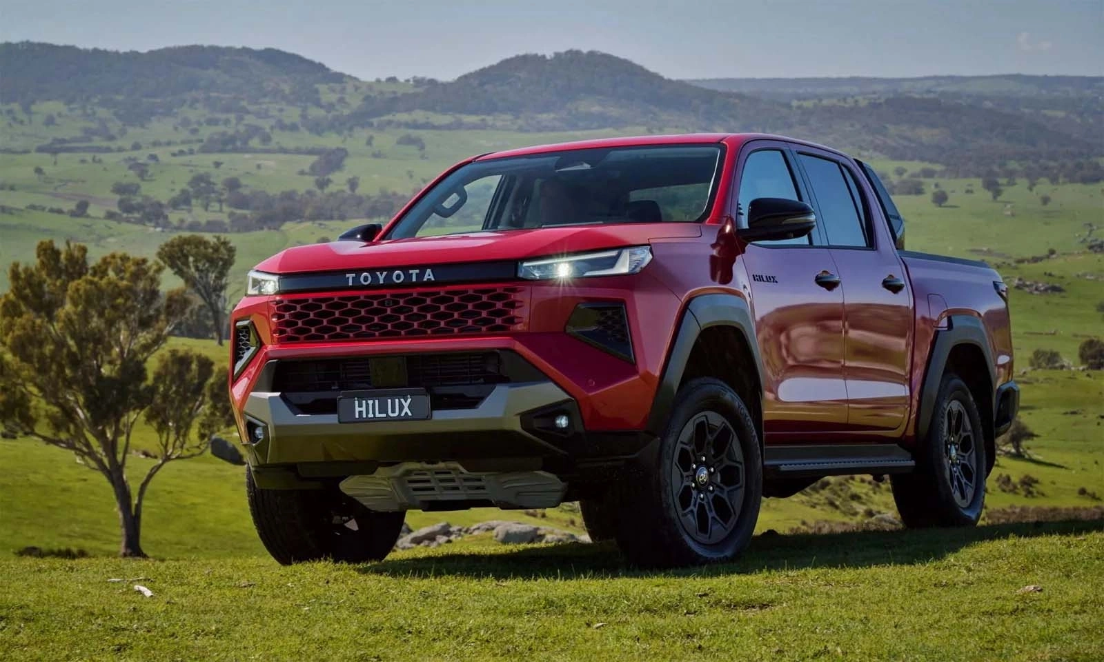 b4dcef_5e466102295e4925bb1294fdfb0658eemv2-5 ree