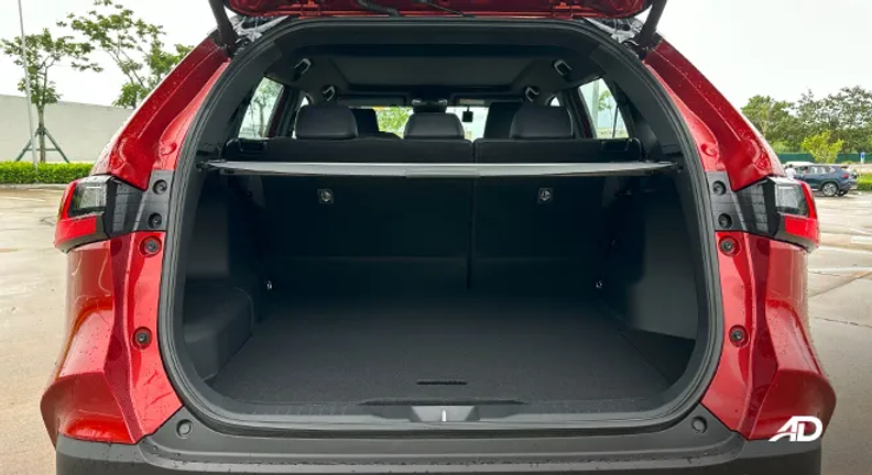 b4dcef_6cabcab879234cf783ab584b2d432d35mv2-2 khoang hành lý