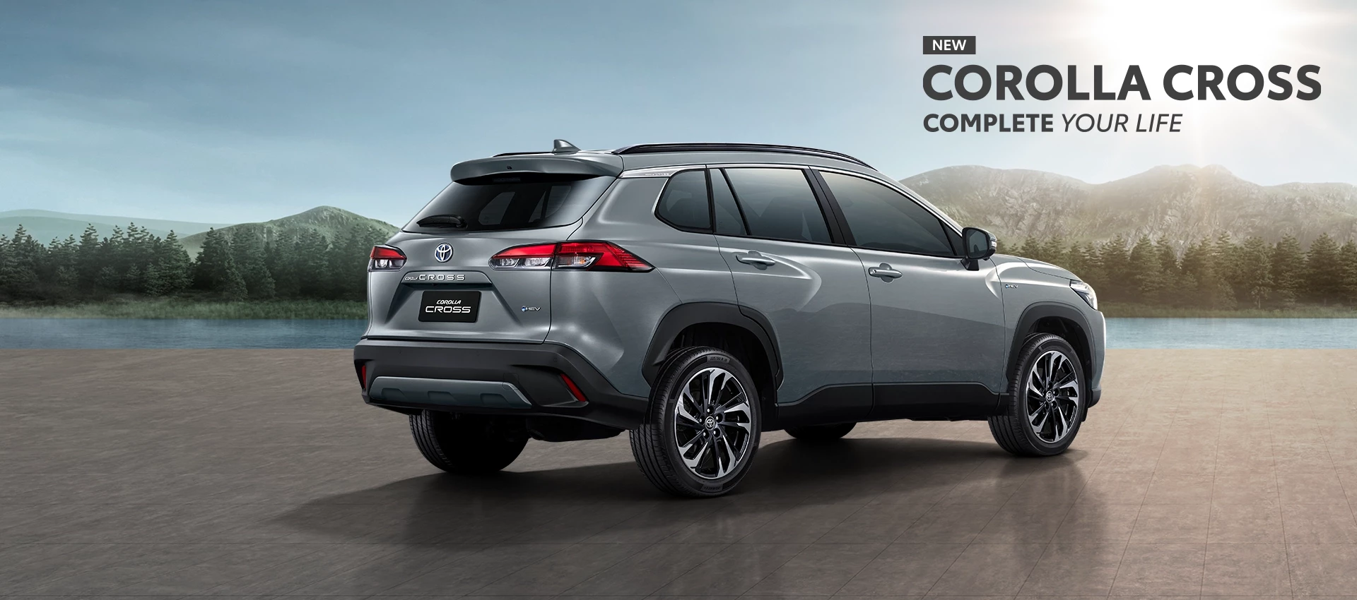b4dcef_7337685bf79149649e5aa09fc9e1b6c5mv2-1 Giá xe Toyota Corolla Cross 2024