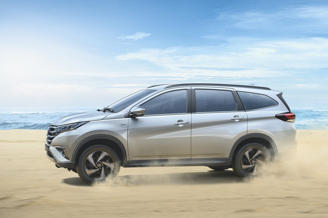 b4dcef_839368a5912142378a6e7f9a6271fdf2mv2-2 ree