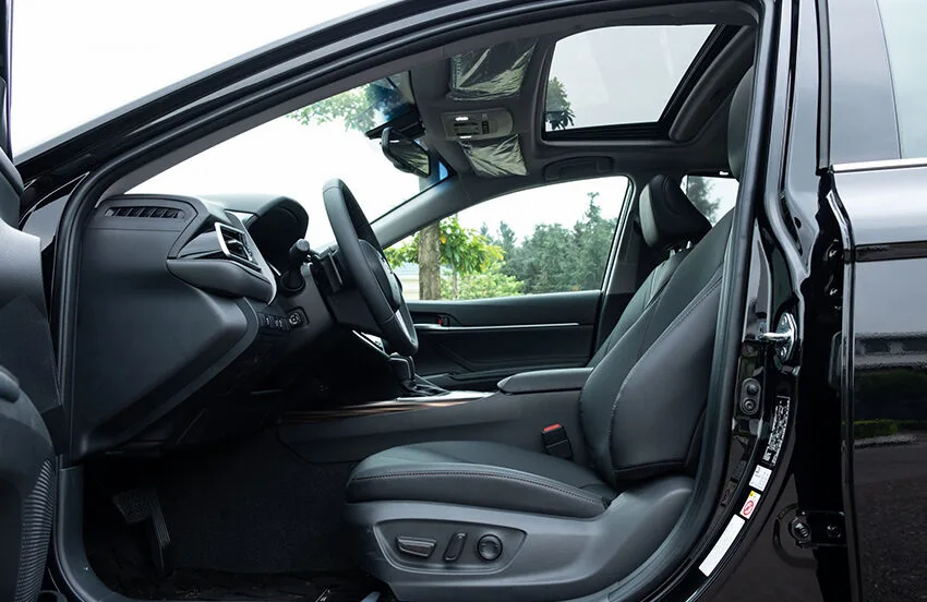 b4dcef_b65ed049419146419ec1c0fa2c127f5dmv2-1 ree