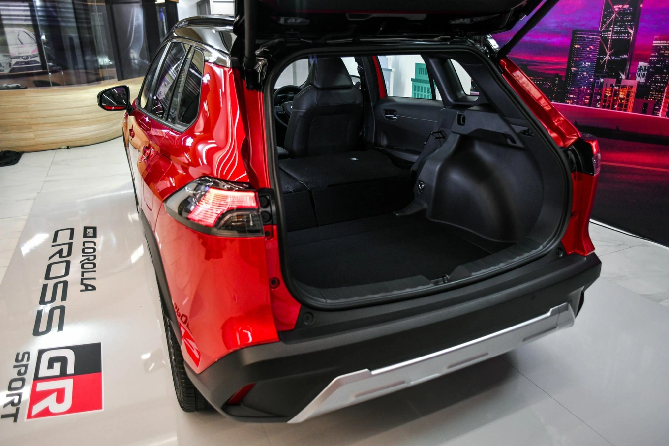 b4dcef_c5b63e7cc6bf43668cacbd82efa0cb29mv2-1 khoang hành lý