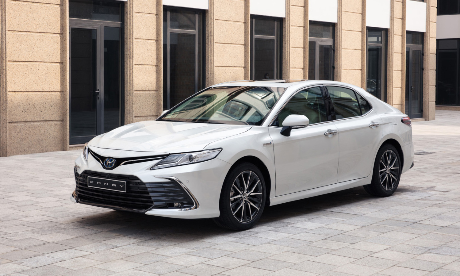 toyota-camry-2023