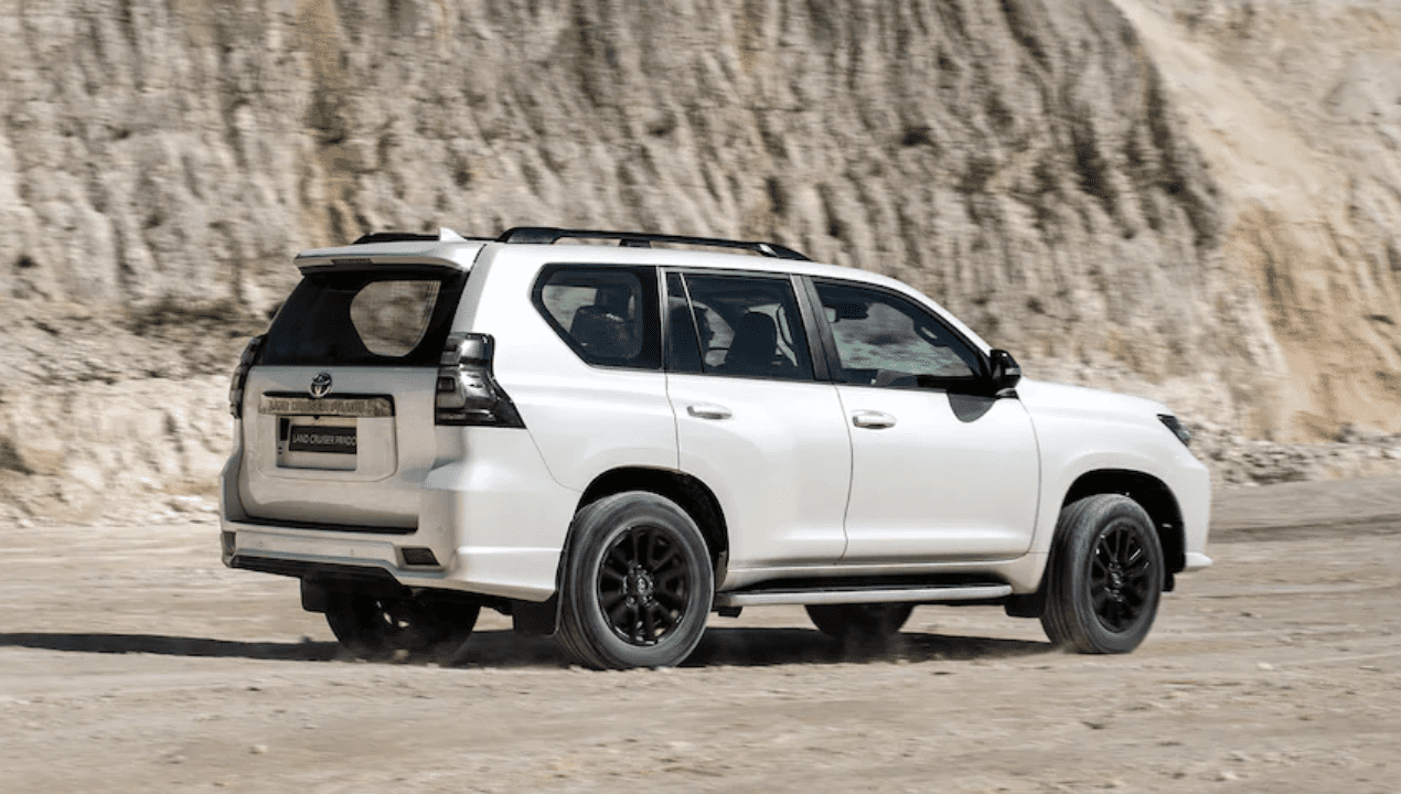 Sự mạnh mẽ của chiếc SUV full size thể hiện rõ ngay cả khi nhìn từ bên hông