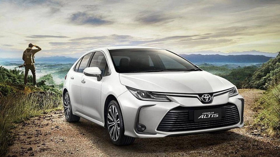 Toyota Corolla Altis 1.8G 2023 giá lăn bánh và những ưu đãi mới nhất -  Toyota Thanh Xuân