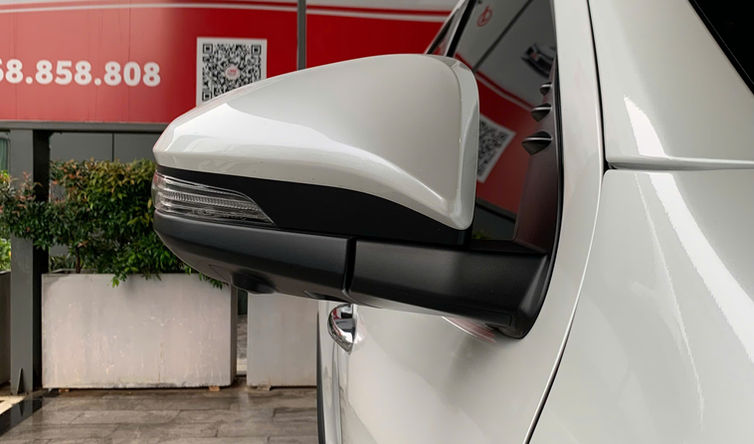 FORTUNER LEGENDER 2025 MÀU TRẮNG - Ảnh 4