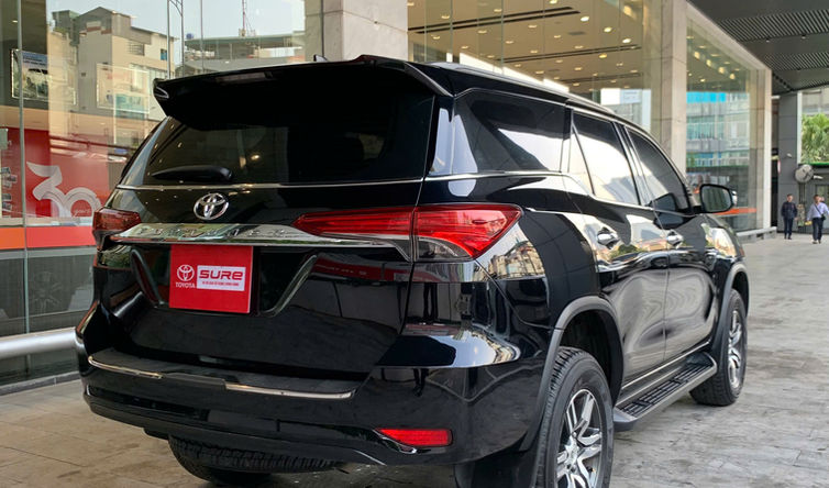 Toyota Fortuner - Ảnh 5