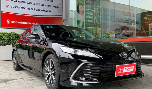 Toyota Camry 2.5Q 2023