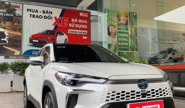 Toyota Corolla Cross HEV 2024