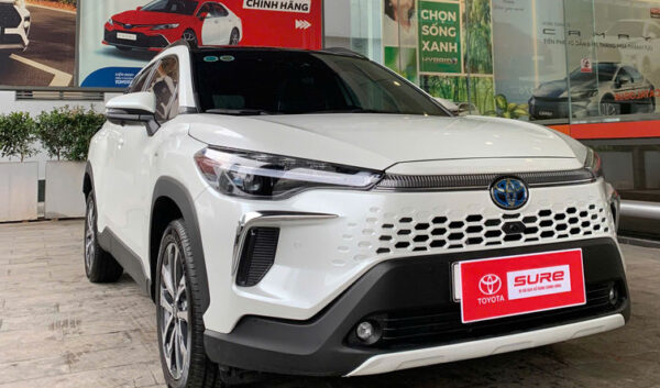 Toyota Corolla Cross HEV 2024