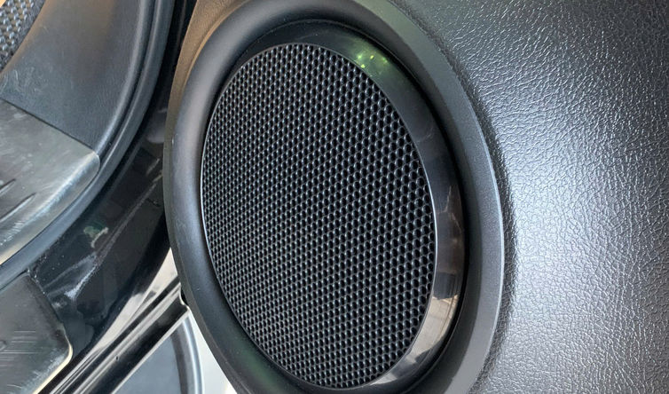 Toyota Fortuner - Ảnh 16