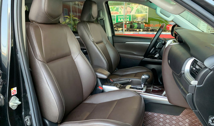 Toyota Fortuner - Ảnh 21