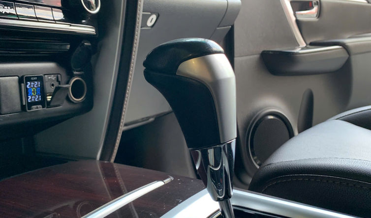 Toyota Fortuner - Ảnh 24