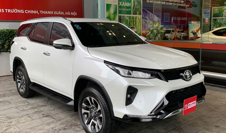 FORTUNER LEGENDER 2025 MÀU TRẮNG - Ảnh 30