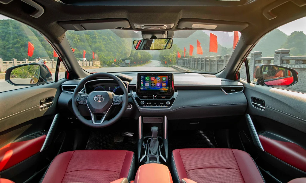 Nội thất Toyota Corolla Cross Hybrid 2026