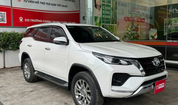 Toyota Fortuner 2024 - 2 Cầu