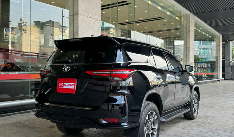 FORTUNER LEGENDER 2025 MÀU ĐEN - Ảnh 26