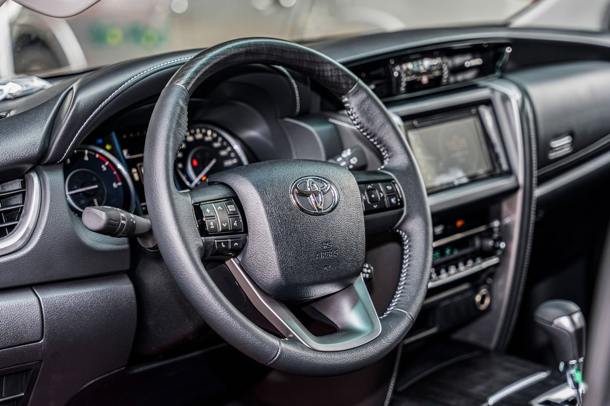 a8c690_ae64a3ec9aae4707a77f180c5b2380famv2-3 fortuner-may-xang-2021