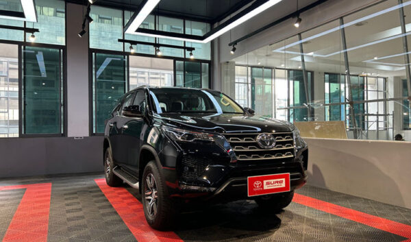 Toyota Fortuner 4x2AT 2022