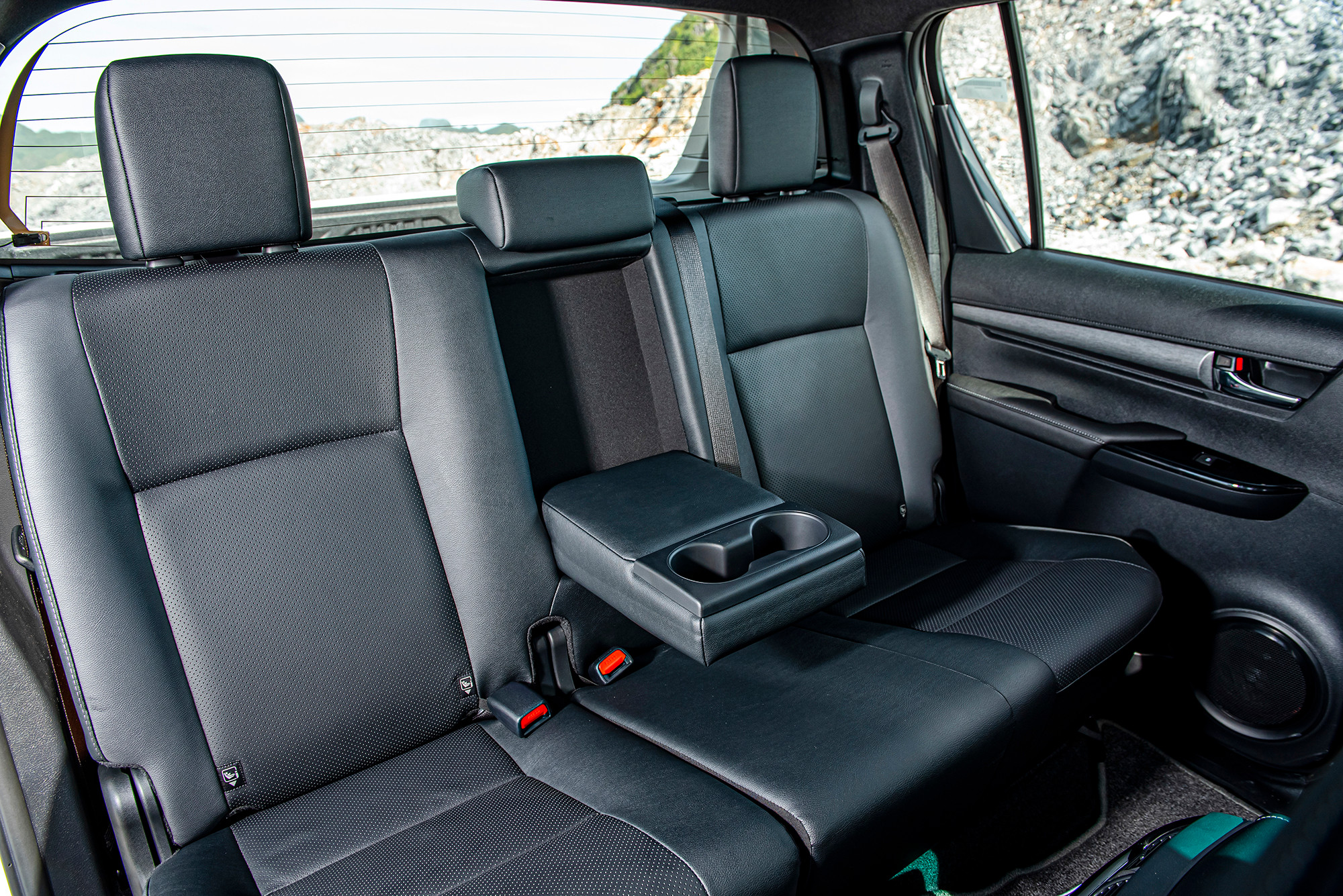 aeb301_0e1ed30ad82749dfa80dc35824238b0dmv2-1 ree