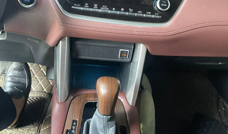 Toyota Corolla Corolla Cross 1.8V 2021 - Ảnh 3