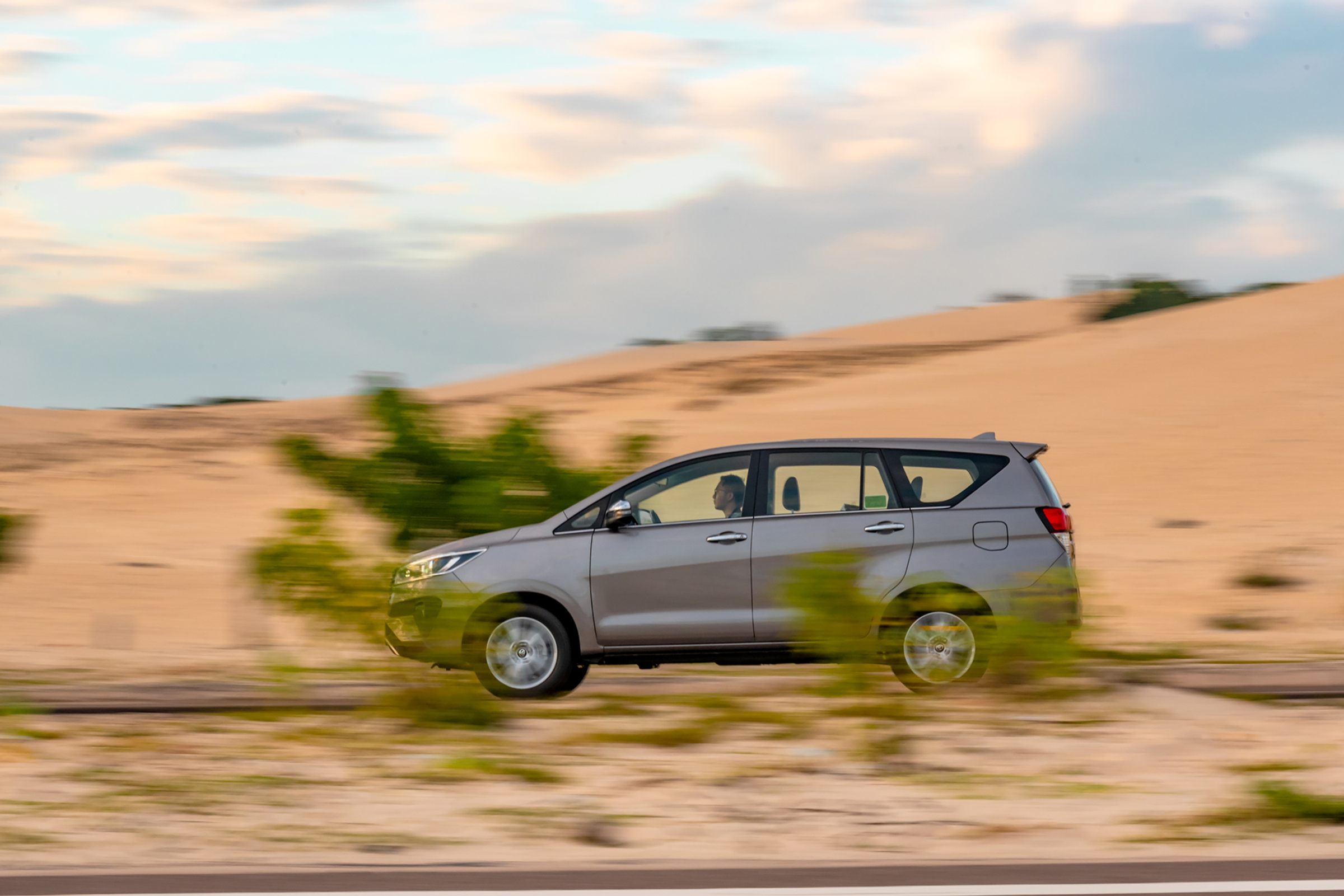 aeb301_ba83f266e207481f8b1580f8b8ccdd44mv2-1 Động cơ vận hành mạnh mẽ