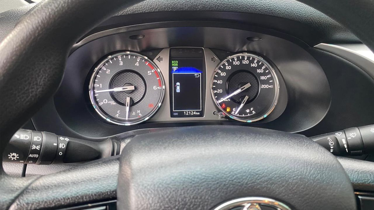 aeb301_edd67d93565245c69f5268ea4cbf57a5mv2-1 ree