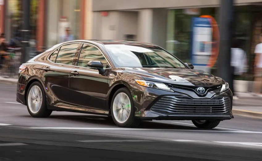 Đánh giá Camry 2023: Ông vua phân khúc xe sedan hạng D