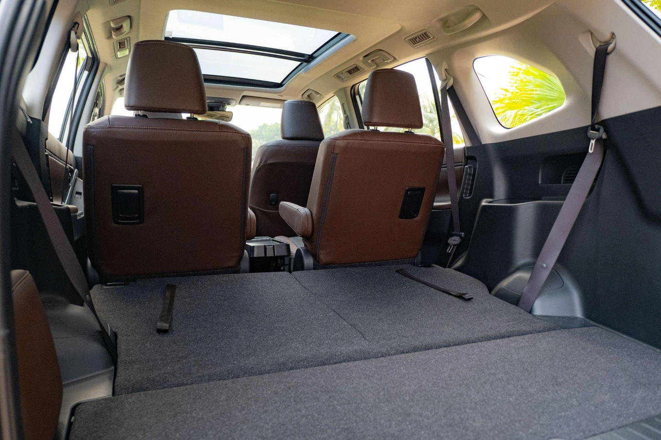 b4dcef_23569be6fa254696b2b6fcc2cf0ddb51mv2-1 Khoang hành lý rộng rãi tiện dụng