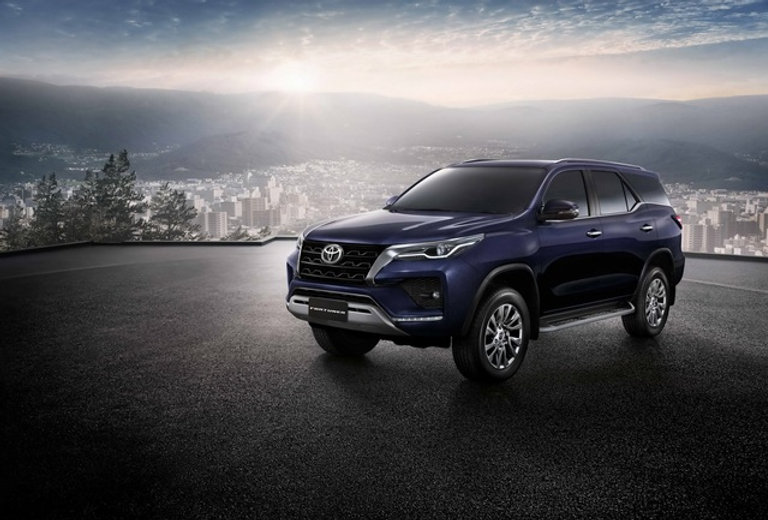 thiết kế ngoại thất xe Toyota Fortuner Legender 2022