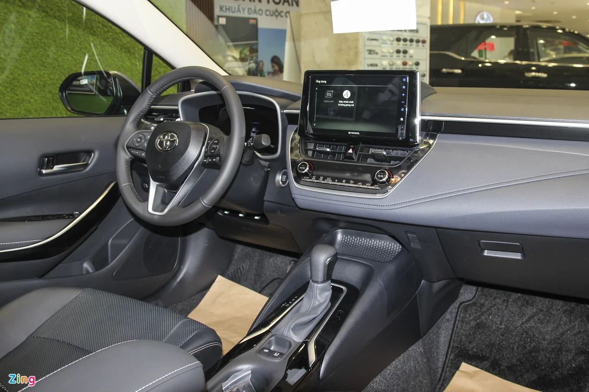 b4dcef_53d53655ba6e4f5bb53e45c4ac7e9625mv2-1 Corolla-altis-2023