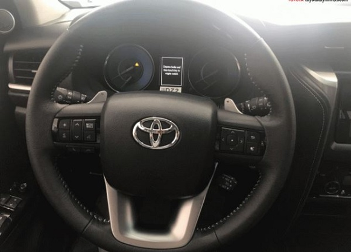 b4dcef_56f2ef44658840beaa5cab6c0ab40c18mv2-3 Vô lăng ba chấu bọc da xe Fortuner máy dầu