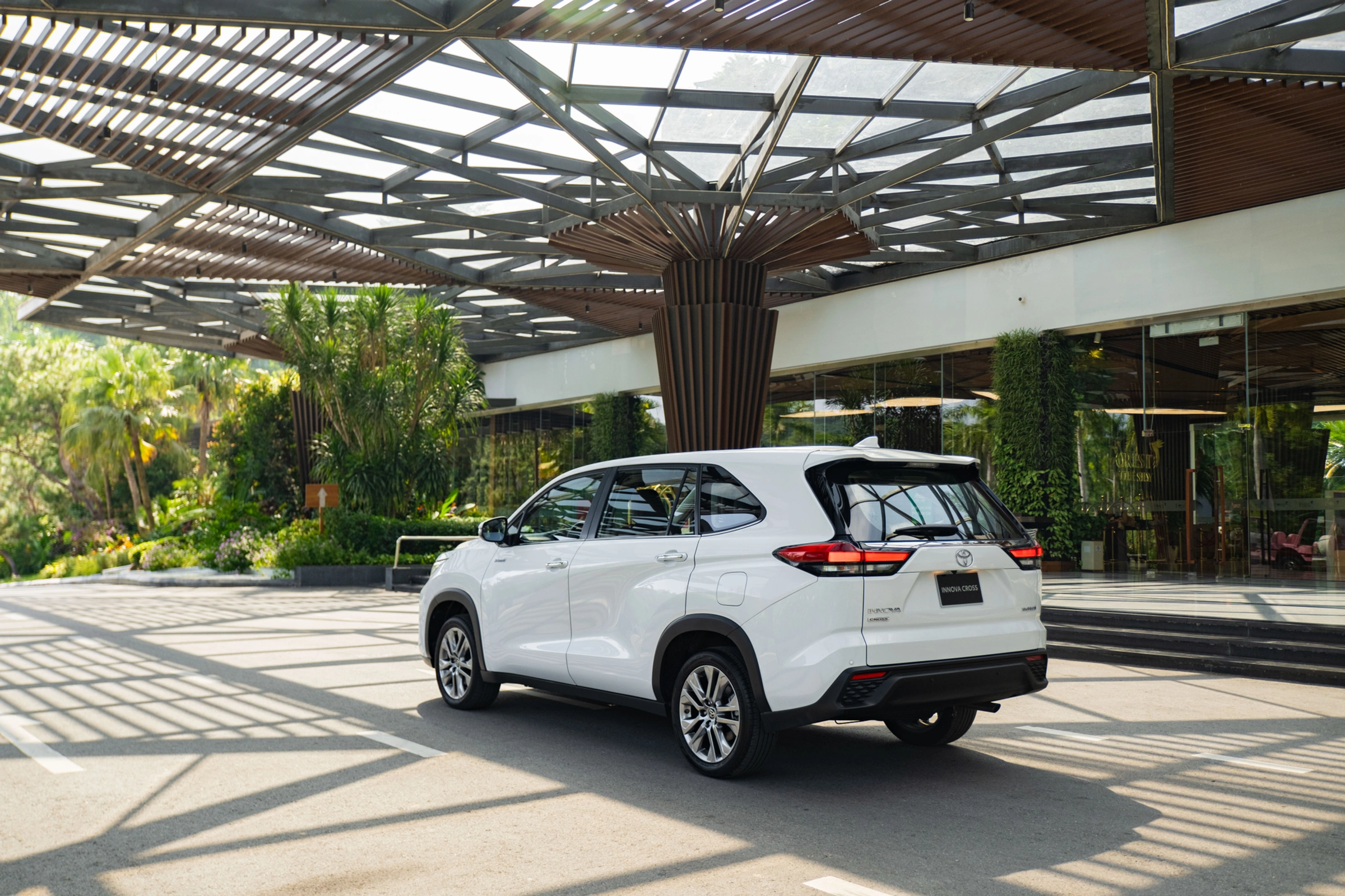 Toyota Innova Cross 2025