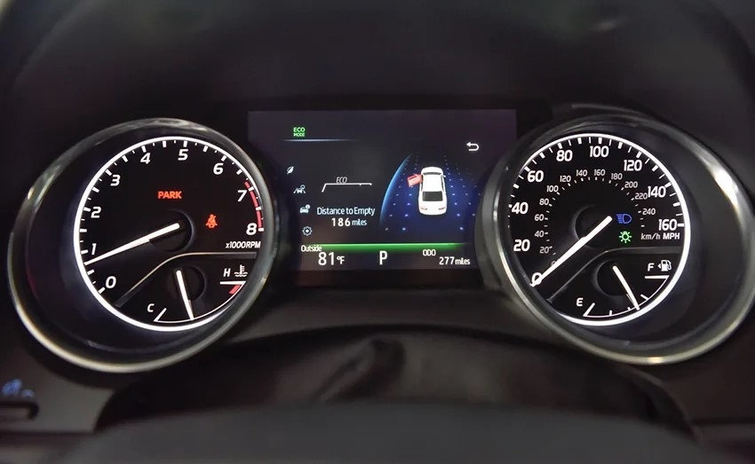 b4dcef_7a3954cafdac4a9e98548eccea4b62bcmv2-1 Cụm đồng hồ Toyota Camry 2023