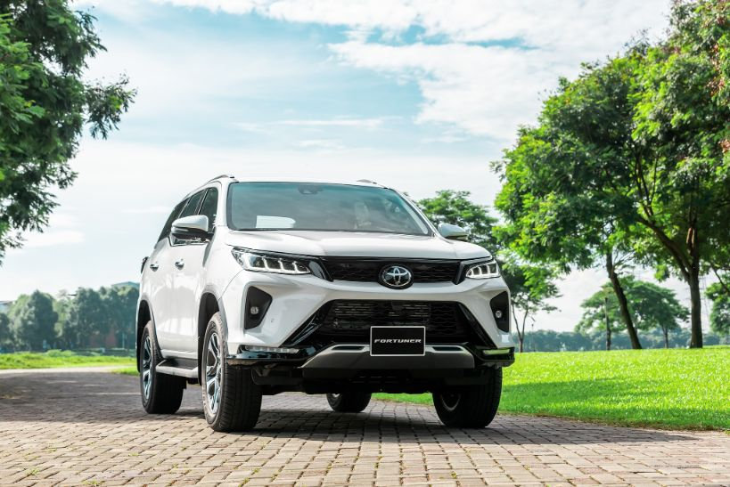 Động cơ xe Toyota Fortuner Legender 2022