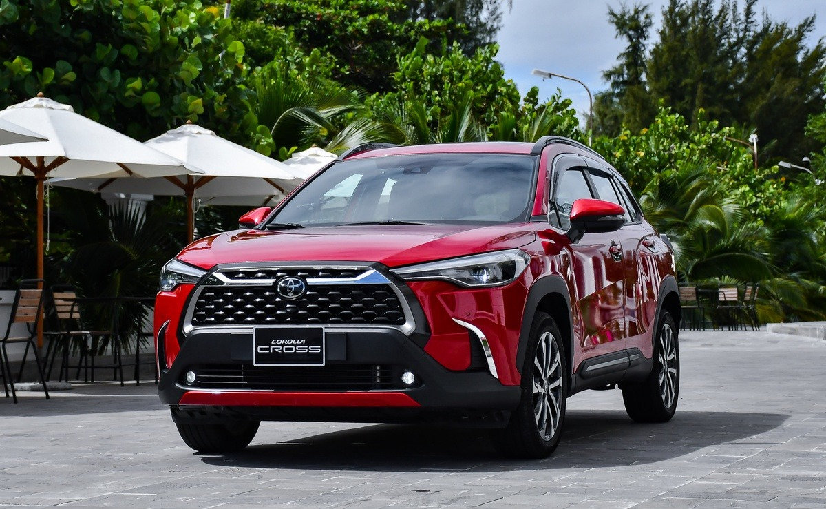 b4dcef_b5502175bf7a4eb699ff456b93102594mv2-4 corolla-cross-1.8g