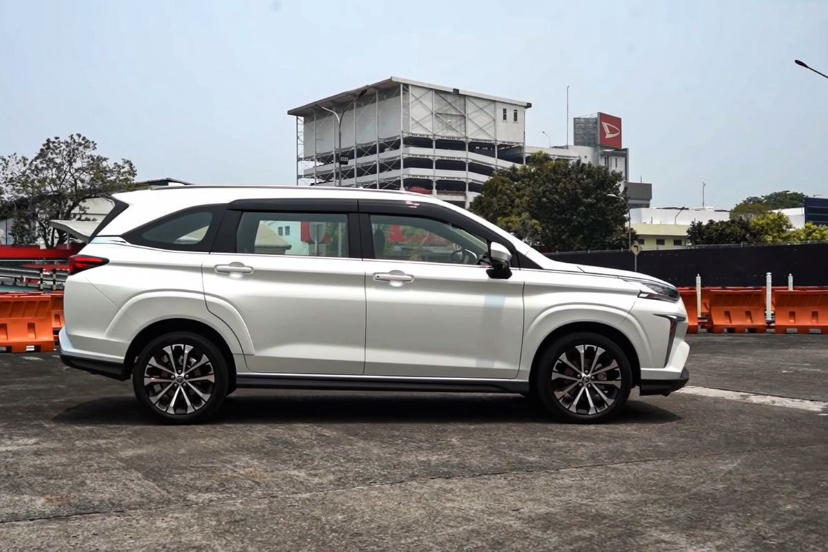 b4dcef_c4d337a57f87447ba132fd6158b5ccdamv2-3 thiet-ke-hong-xe-veloz-2022