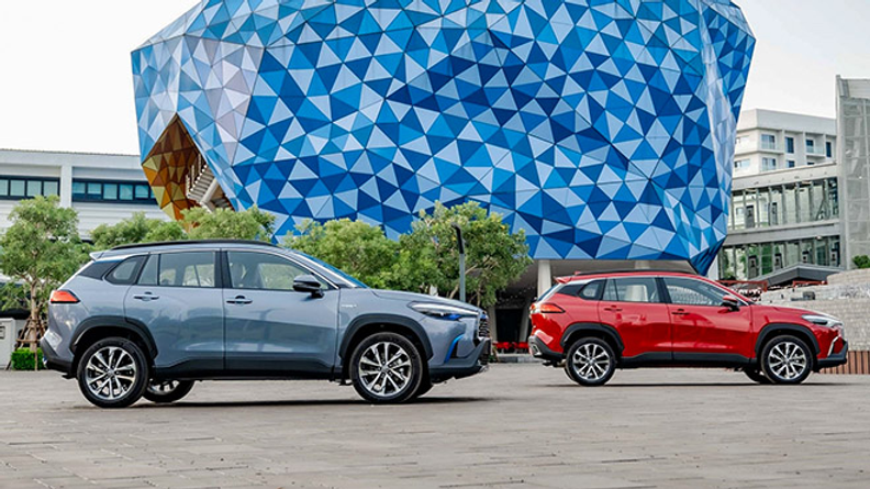 Giá xe Toyota Corolla Cross 2022