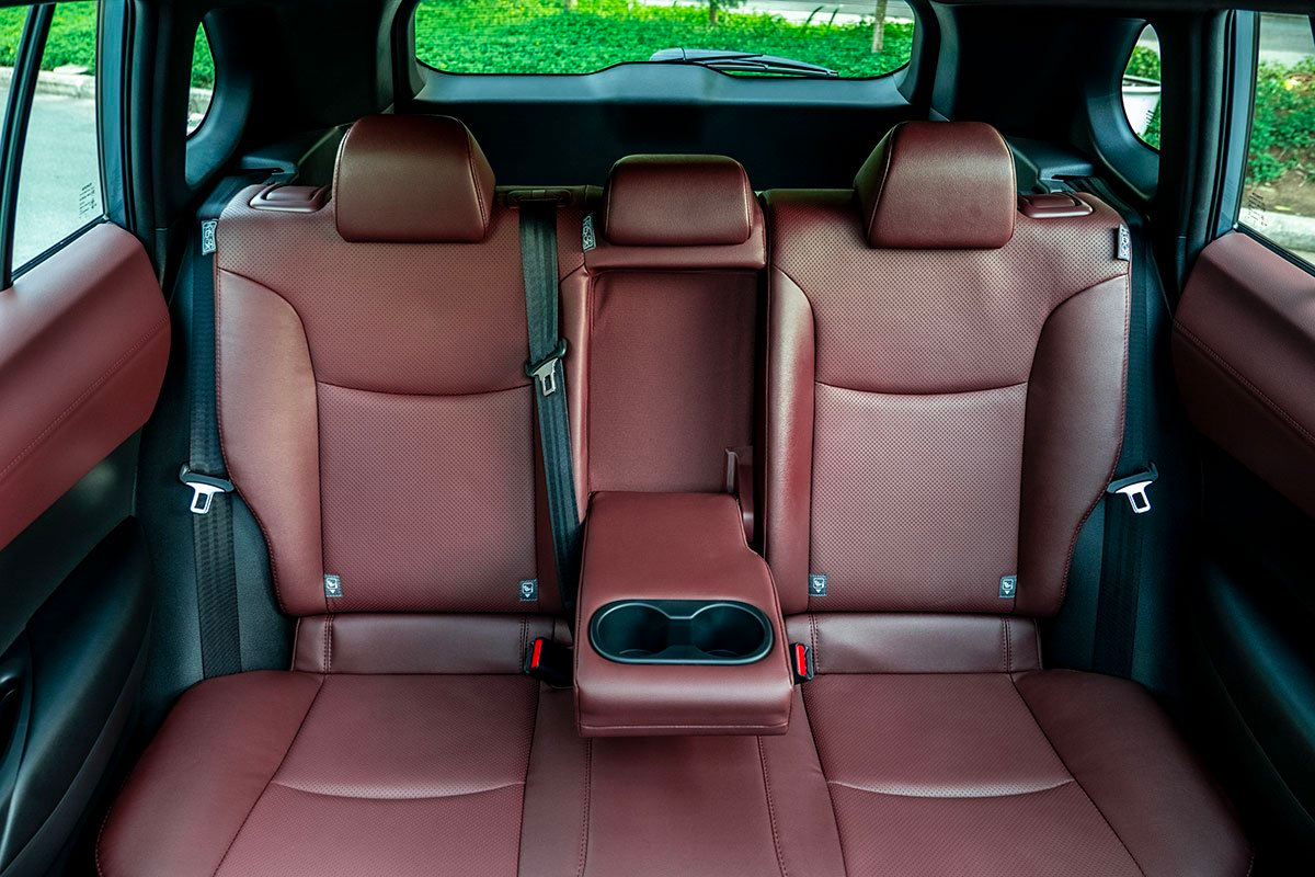 b4dcef_db3d82968a7a4a34a028b702e8b5eec4mv2-1 Ghế ngồi sau tiện dụng