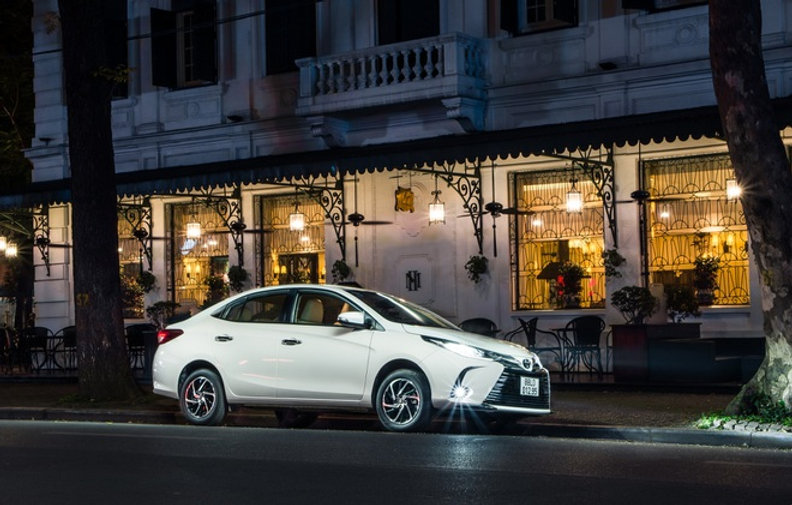 b4dcef_dc93dc9cd0664b99a2e282eea2889c08mv2-1 toyota-vios