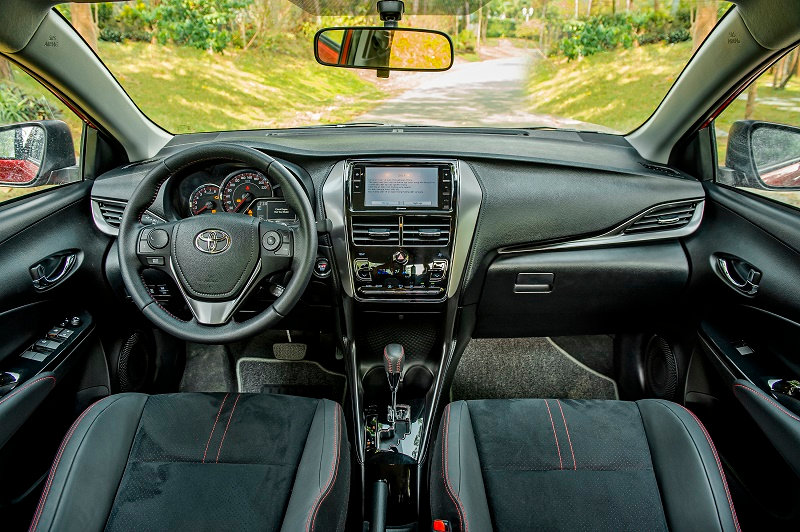 b4dcef_dccb5b4e5b3d41ef9c2066df85b0d68dmv2-3 Không gian nội thất Toyota Vios 2021