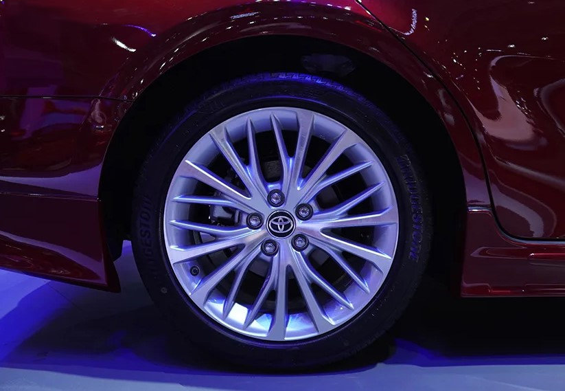 b4dcef_f75118d22c134a9a899dd79e2eeaeb81mv2-1 Thiết kế mâm xe Toyota Camry 2023