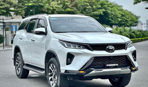 Toyota Fortuner 2.8AT Legend
