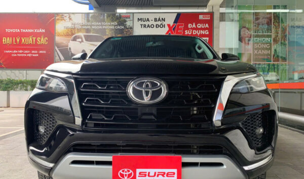 Toyota Fortuner 2.7 4x4 AT 2021