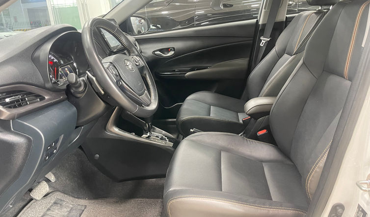 Toyota Vios 1.5G 2023 - Ảnh 8